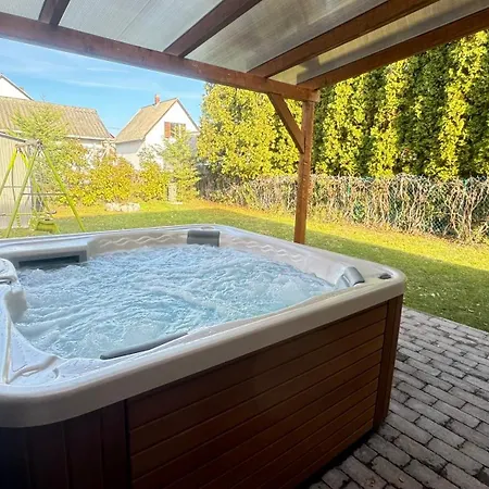 Nyaraló Vadszőlő Balatonmáriafürdő