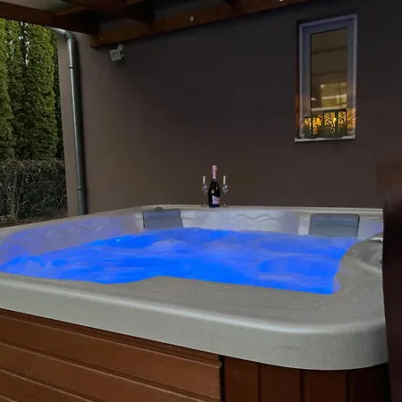 Vadszőlő * Balatonmáriafürdő